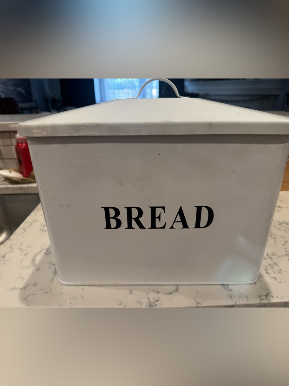 White Bread Box with Lid and Handle - Classic Kitchen Storage